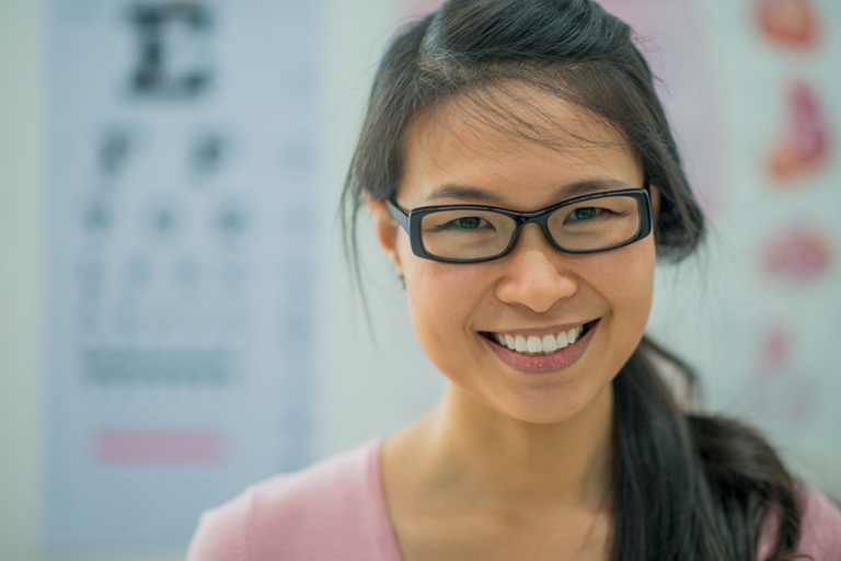Optometry Schools in the US Young Student Optometrist Doctor of Optometry Programs Ophthalmology jobs Online OjO Recruitment and Placement