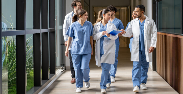 Young Ophthalmologists. How to evaluate job offers.